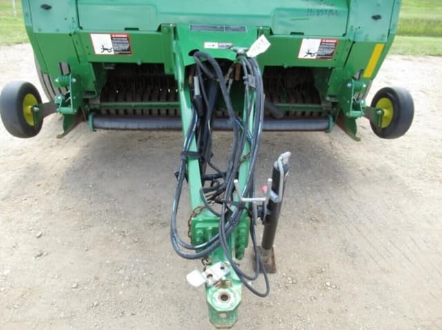 Image of John Deere 560M equipment image 4