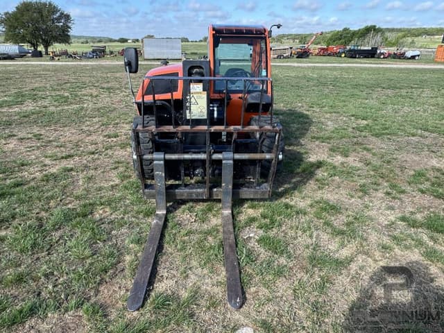 Image of JLG G5-18A equipment image 4