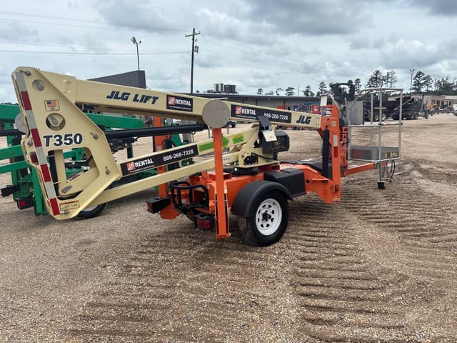 Image of JLG T350 equipment image 2