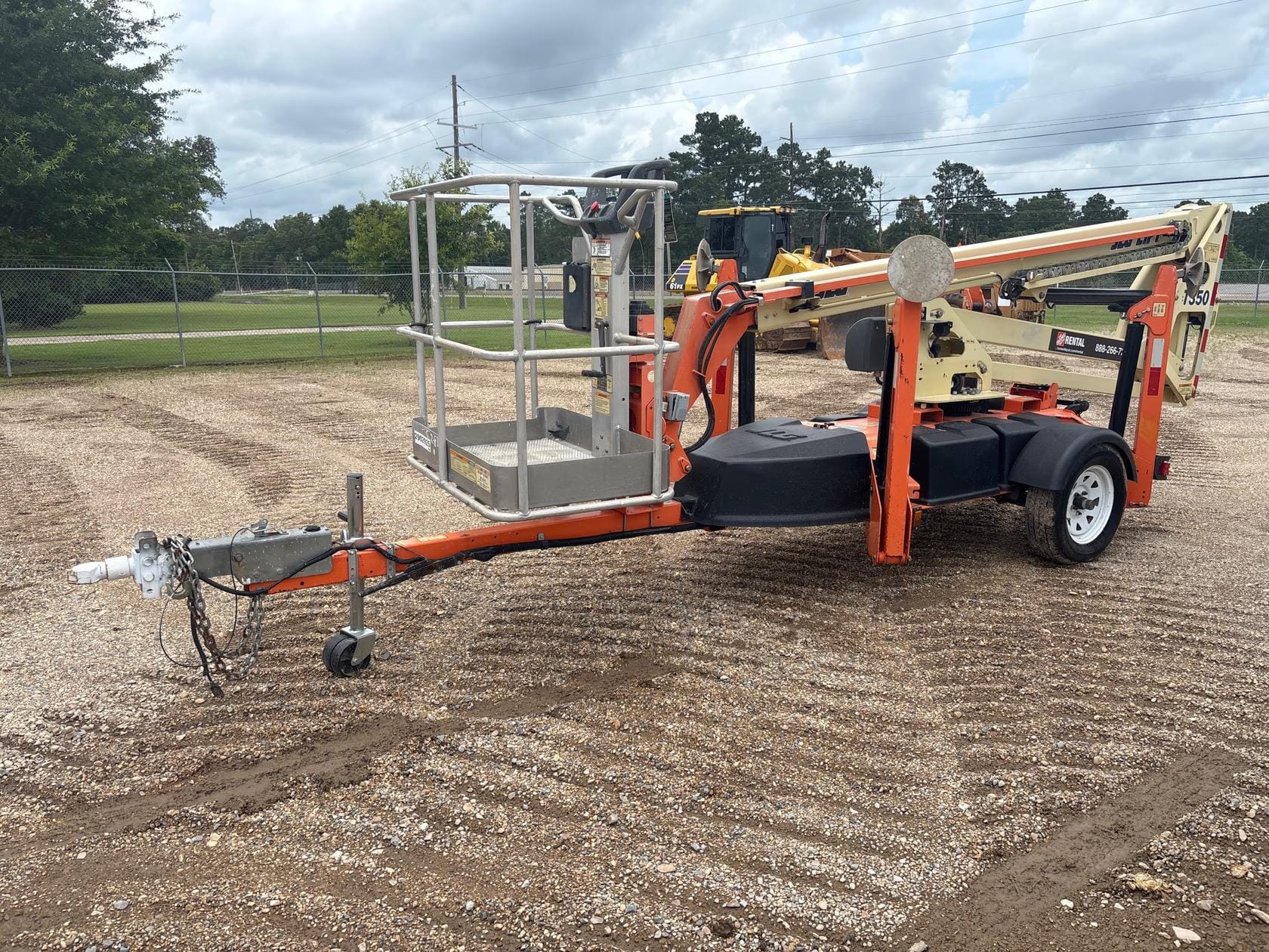 2020 JLG T350 Equipment Image0