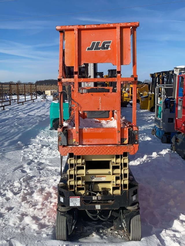 Image of JLG R1932 equipment image 3