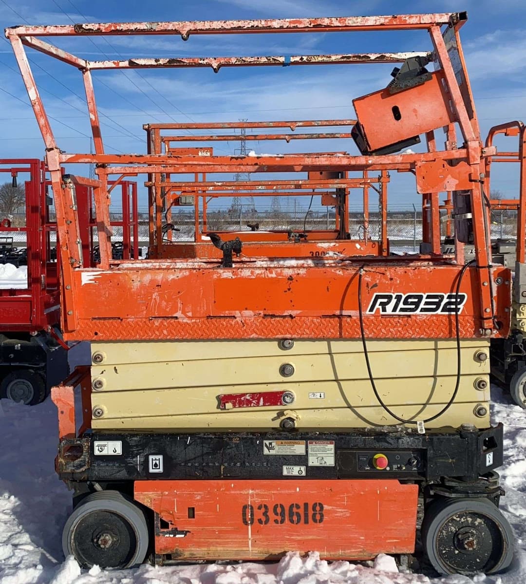 Image of JLG R1932 Primary image