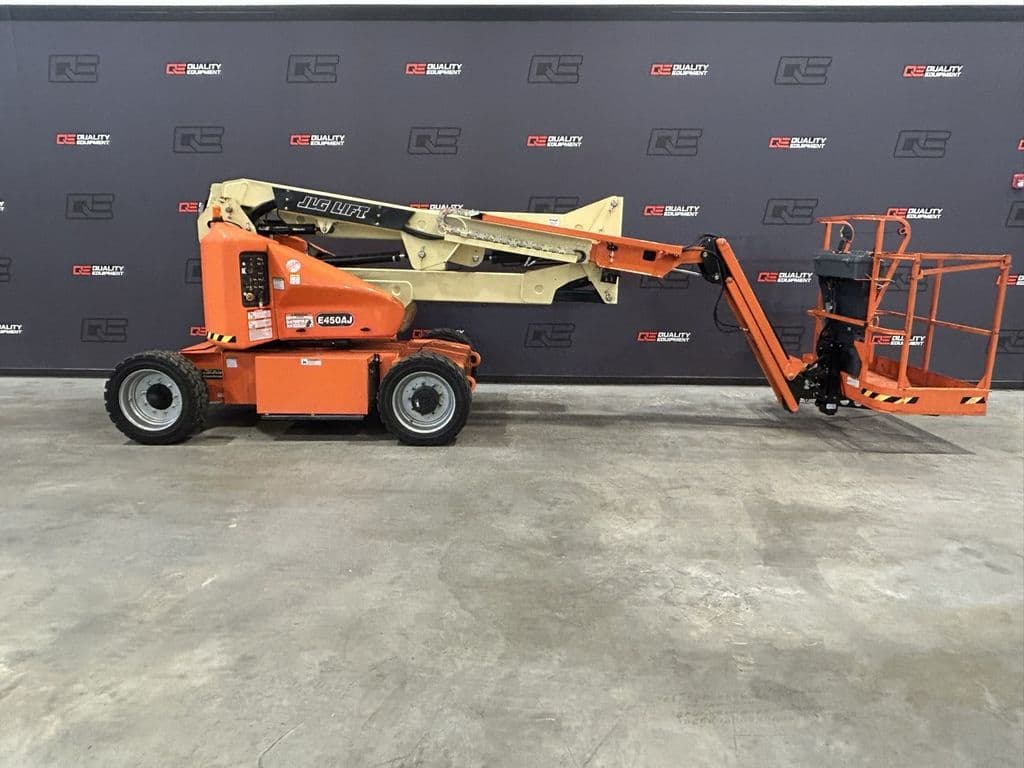 Image of JLG E450AJ Image 0