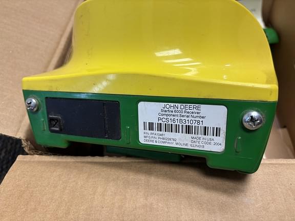 Image of John Deere StarFire 6000 Image 1
