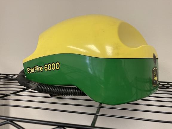 Image of John Deere StarFire 6000 Image 0