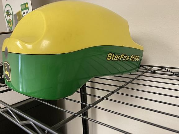 Image of John Deere StarFire 6000 Image 1