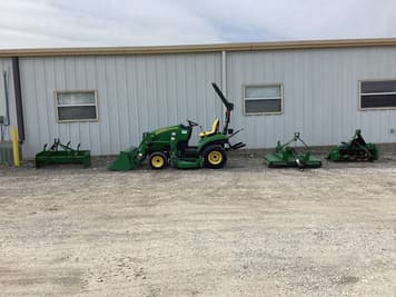 Main image John Deere 1023E