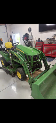 2020 John Deere 1023E Equipment Image0