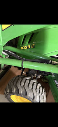 Image of John Deere 1023E equipment image 3