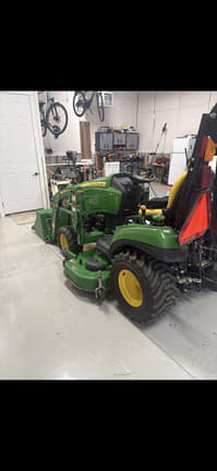 Image of John Deere 1023E equipment image 2