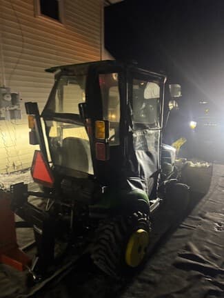 Image of John Deere 1023E equipment image 3