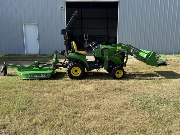 2020 John Deere 1023E Equipment Image0