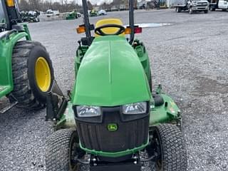 Image of John Deere 1023E equipment image 4