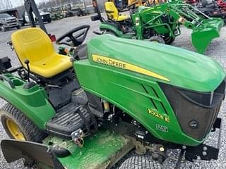 Image of John Deere 1023E equipment image 3