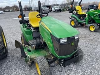 Image of John Deere 1023E equipment image 2
