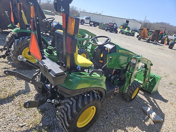 Image of John Deere 1023E equipment image 2