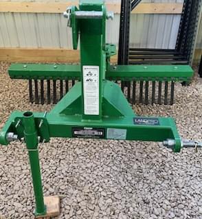 Image of John Deere 1023E equipment image 4