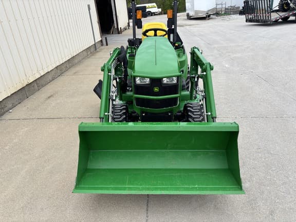 Image of John Deere 1023E equipment image 1