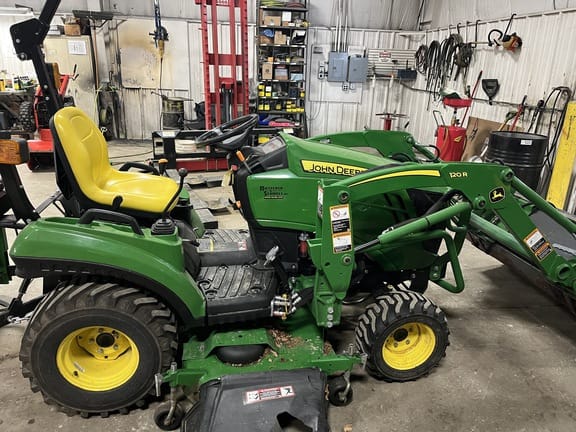 2020 John Deere 1023E Equipment Image0