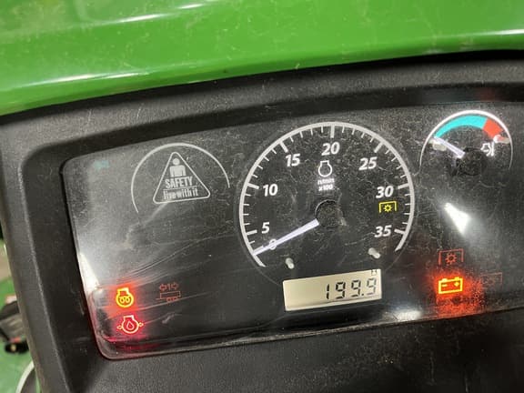 Image of John Deere 1023E equipment image 1