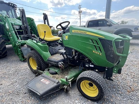 Image of John Deere 1023E equipment image 4