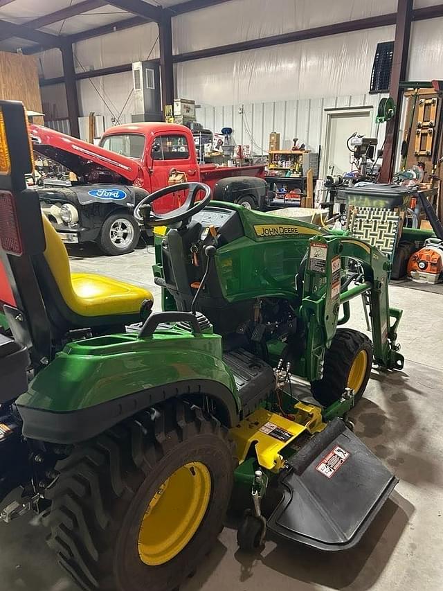 Image of John Deere 1023E equipment image 1