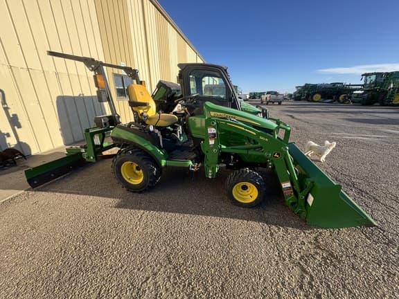 Image of John Deere 1025R equipment image 2