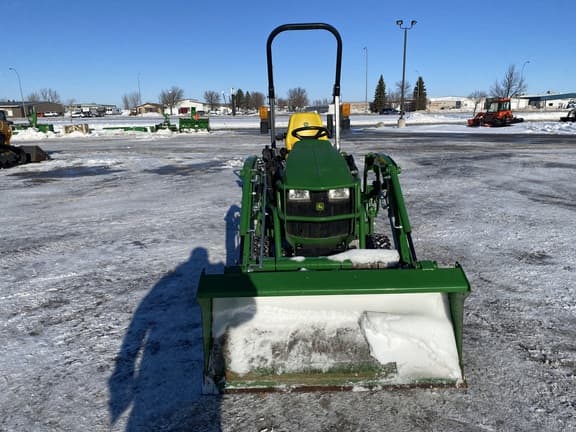 Image of John Deere 1025R equipment image 2