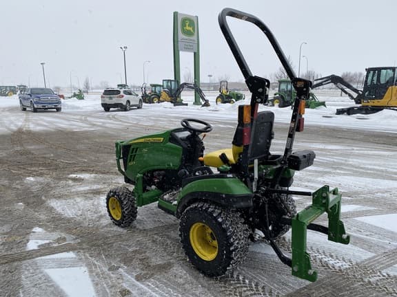 Image of John Deere 1025R equipment image 4