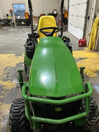 Image of John Deere 1025R equipment image 1