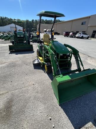 Image of John Deere 1025R equipment image 3
