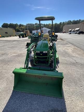 Image of John Deere 1025R equipment image 4