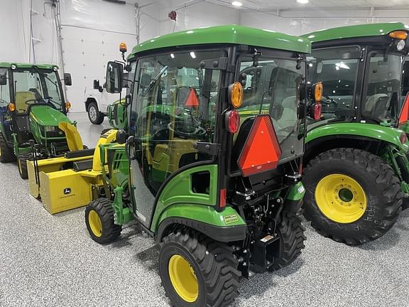 Image of John Deere 1025R equipment image 1