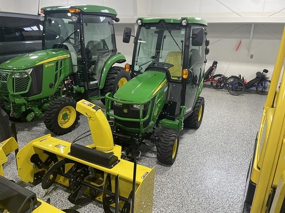 Image of John Deere 1025R Primary image