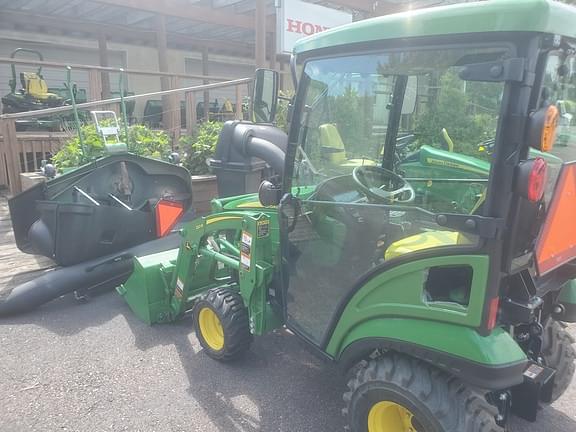 Image of John Deere 1025R equipment image 3
