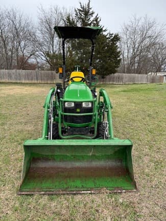 Image of John Deere 1025R equipment image 4