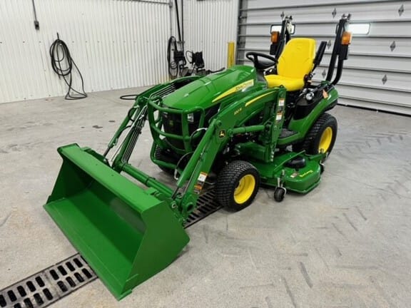 2020 John Deere 1025R Equipment Image0