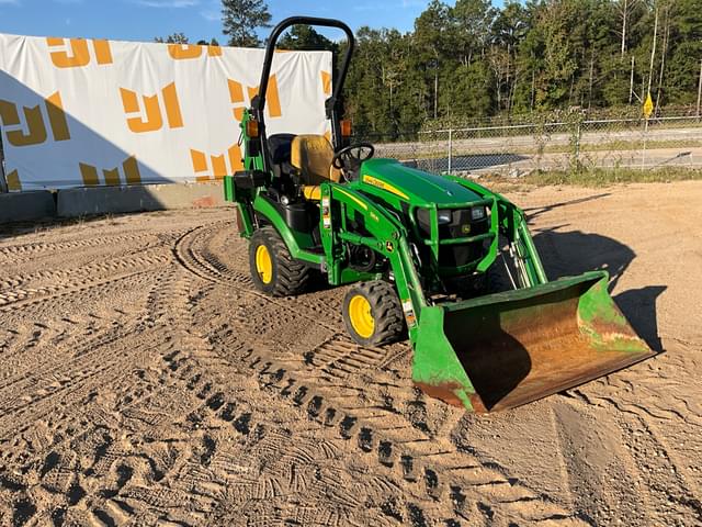 Image of John Deere 1025R equipment image 2