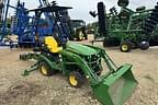 Image of John Deere 1025R equipment image 3