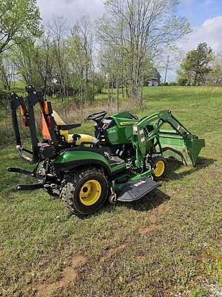Image of John Deere 1025R equipment image 3