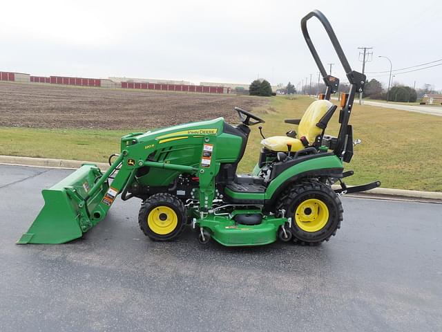 Image of John Deere 1025R equipment image 1