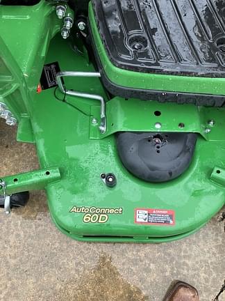 Image of John Deere 1025R equipment image 4