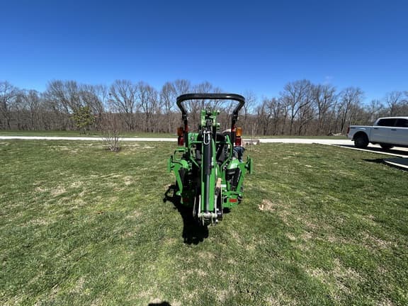 Image of John Deere 1025R equipment image 2