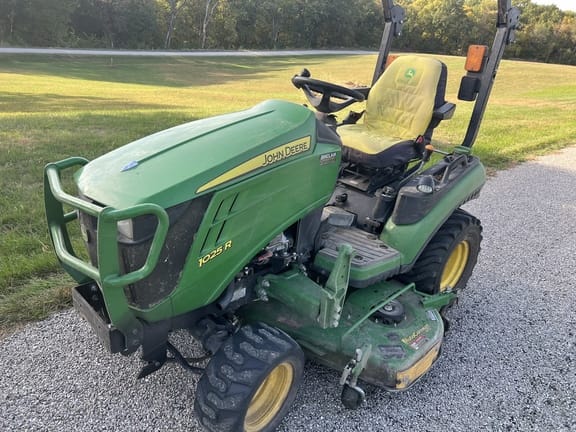 Main image John Deere 1025R