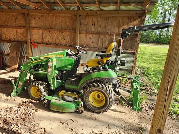 Image of John Deere 1025R Primary image