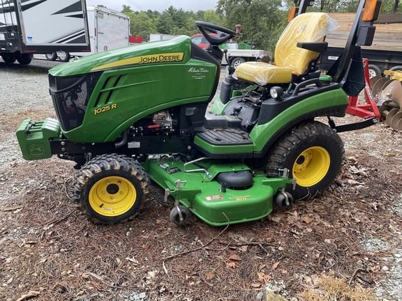 Main image John Deere 1025R