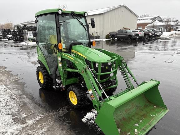 Image of John Deere 1025R equipment image 4