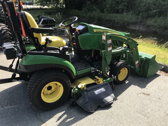 Image of John Deere 1025R equipment image 1