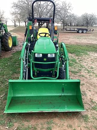 Image of John Deere 1025R equipment image 3