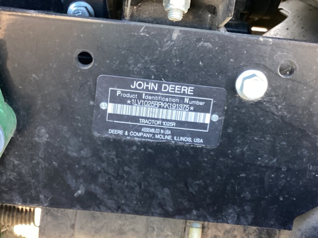 Image of John Deere 1025R Image 1